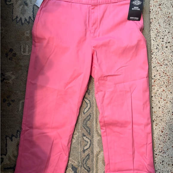 UO Exclusive Dickies - Picture 1 of 3